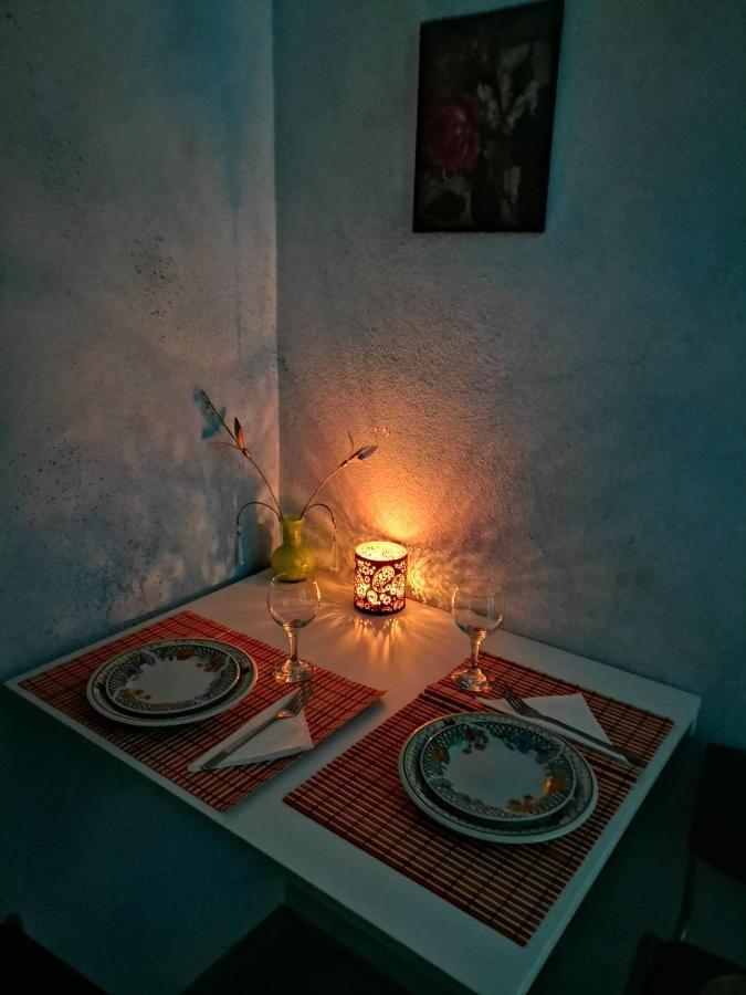 Frasta'S Rose Leilighet Plaka  Eksteriør bilde